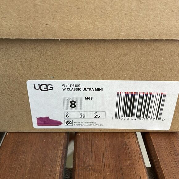 UGG Classic Ultra Mini Booties Mangosteen USA Women Size 8/UK 6/EU 39 - Picture 15 of 15